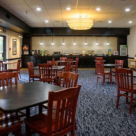 Quality Inn ลูอิสเบิร์ก ภายนอก รูปภาพ